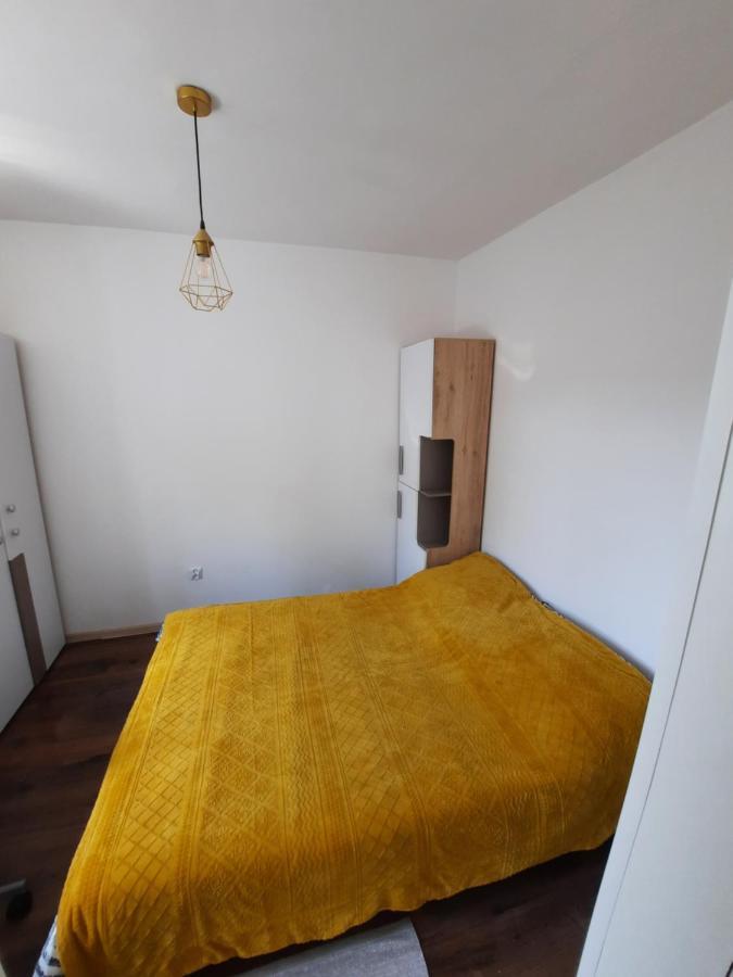 ワルシャワApartament Zorzy Przy Instytucie Kardiologii Aninアパートメント エクステリア 写真
